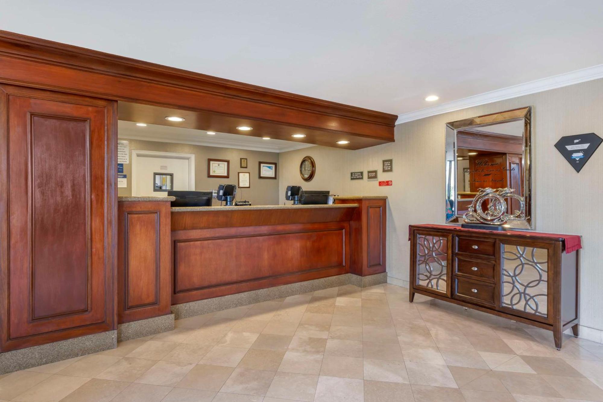 Best Western Plus Marina Shores Hotel Dana Point Buitenkant foto